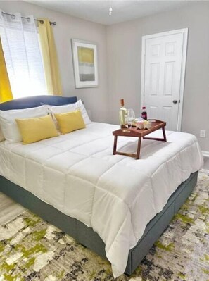 3 chambres, fer et planche à repasser, Wi-Fi gratuit, draps fournis