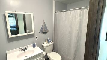 風筒、提供毛巾、番梘、洗頭水