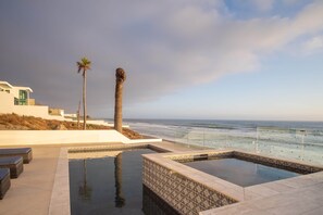 Alberca al aire libre 