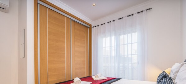 2 Schlafzimmer, Bügeleisen/Bügelbrett, kostenloses WLAN