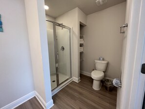 Hair dryer, towels, soap, shampoo - King BED, Bunk Room,Free Parking, Community Pool, Super close to Beach (Panama City Beach)