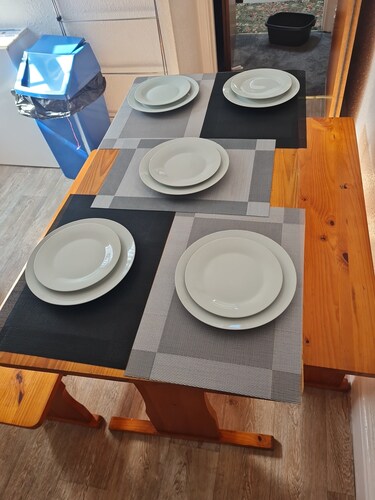 Lawnswood Apartment is 5mins to Blackpool Pleasure Beach & Sandcastle Water Park