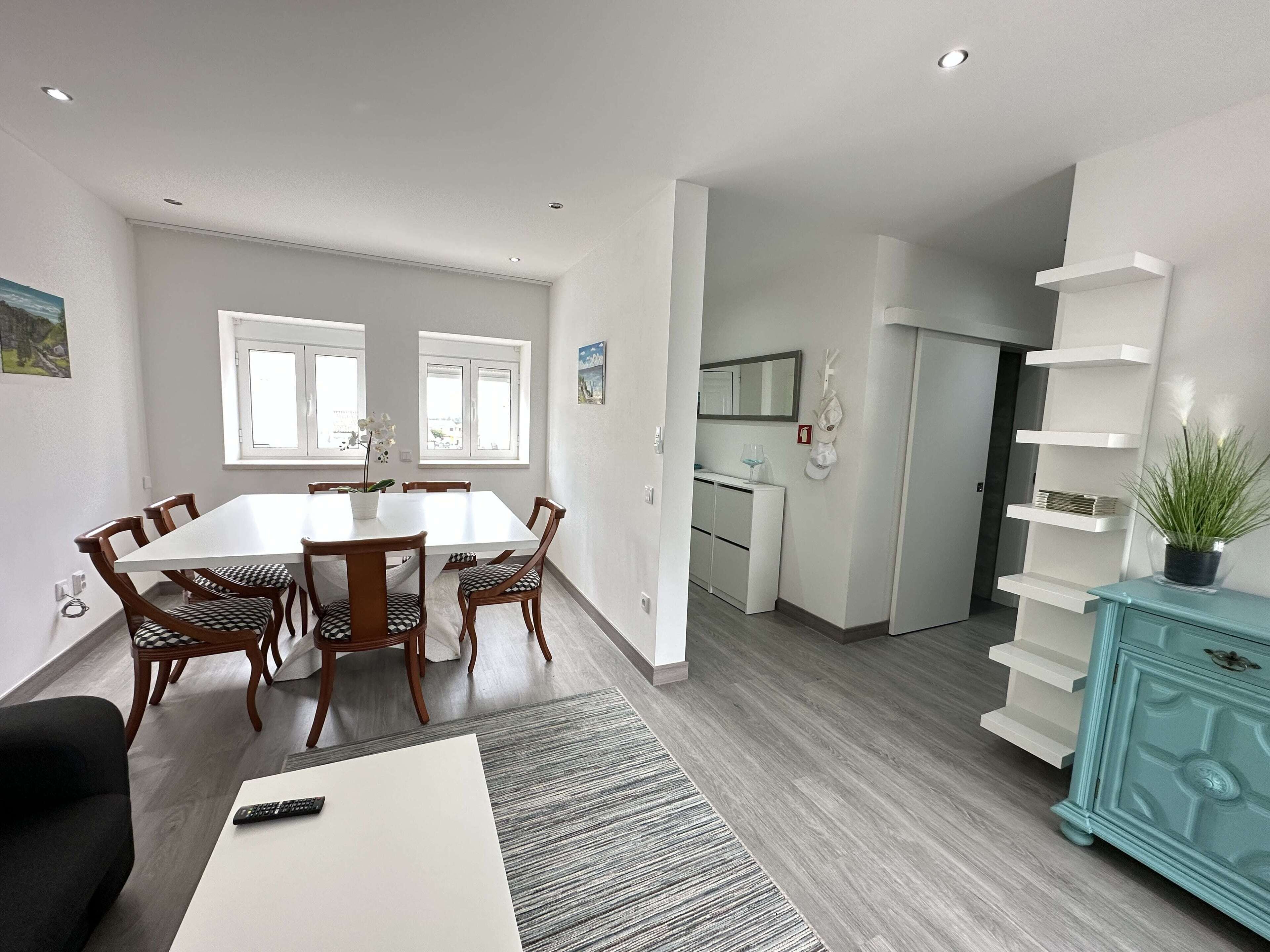 Comfort House | In-room dining