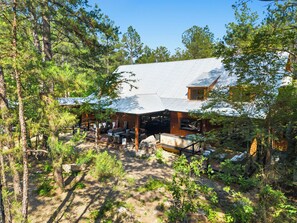 Exterior - Bison's Bend in Hochatown/Broken Bow, OK (Broken Bow)