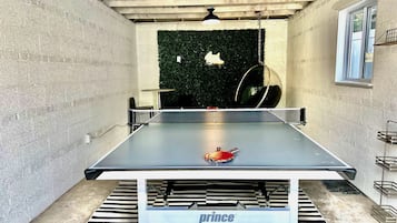 غرفة الألعاب