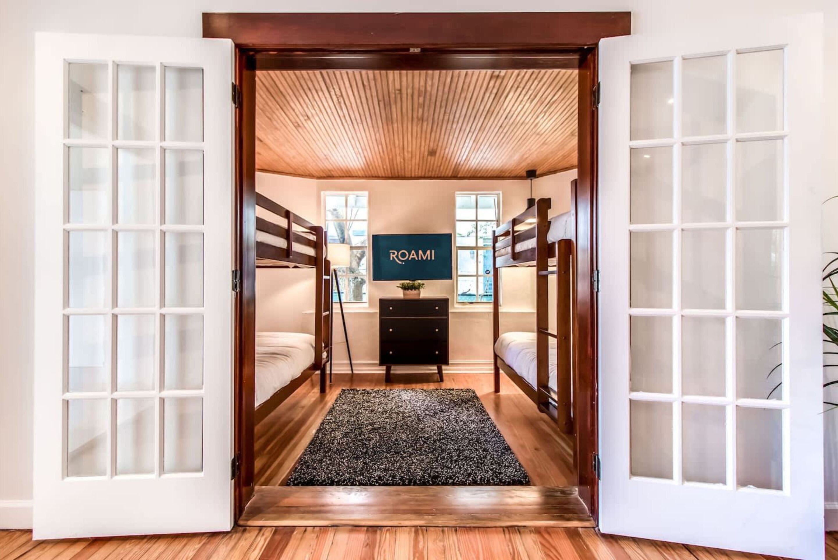 4 Bedroom Home | 4 bedrooms, iron/ironing board, free WiFi, bed sheets