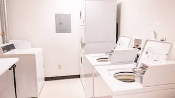 Ruang laundry