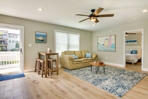 TV, video games - Near Beach: Family-Friendly Home in Ocean City (Ocean City)