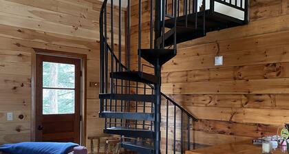 Escape from reality away to this beautiful off grid cabin located in Ticonderoga