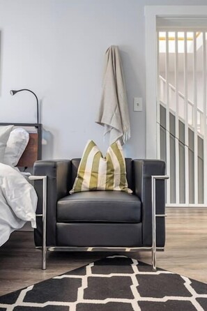 3 soverom, strykejern/-brett, wi-fi (inkludert) og sengetøy