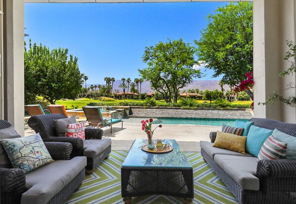 Terrace/patio - A Golfers paradise!  Open Floor Plan + 2 private Casitas + poolside sunsets! 🌴  (La Quinta)