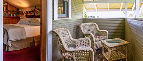 Upper Suite | Terrace/patio