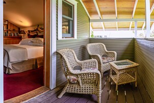 Upper Suite | Terrace/patio