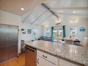 House (4 Bedrooms) | Property amenity