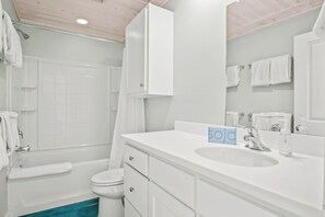 Casa (4 Bedrooms) | Servicio de la propiedad
