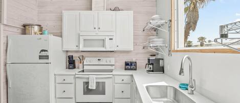 House (4 Bedrooms) | Property amenity