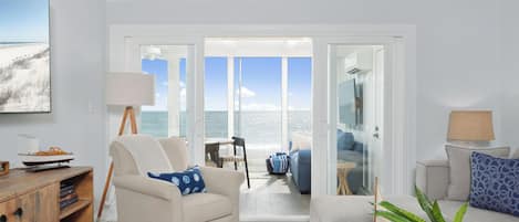 Condo (2 Bedrooms) | Servicio de la propiedad