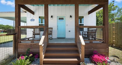 Five Oaks Cottage by Miss Kitty’s