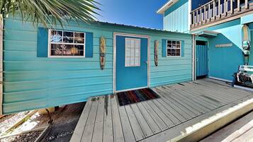 House (3 Bedrooms) | Property amenity
