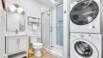 House (3 Bedrooms) | Property amenity
