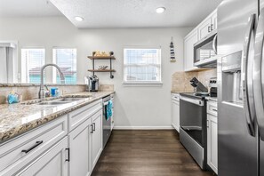House (3 Bedrooms) | Property amenity