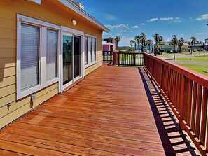House (3 Bedrooms) | Property amenity - The Salty Sandpiper by Silver Sands Vacation Rentals (Port Aransas)