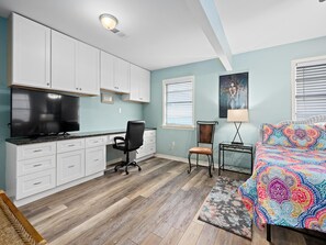 3 bedrooms, individually decorated, individually furnished, free WiFi