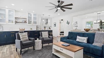 House (5 Bedrooms) | Property amenity