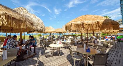 9301madeirabyc261fmbywco - Madeira Beach Yacht Club 261f