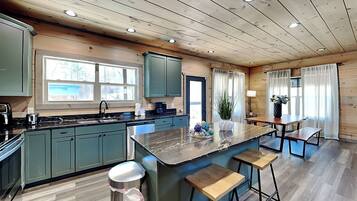 Studio (2 Bedrooms) | Property amenity