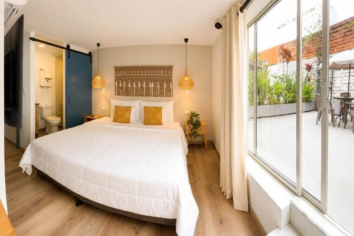 Standard Room, 1 King Bed, Terrace | 1 bedroom, desk, soundproofing, iron/ironing board (on request)