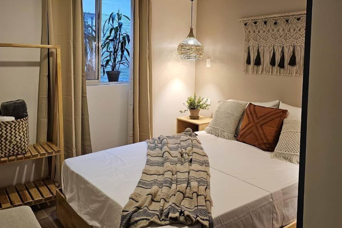 Basic Suite | 1 bedroom, individually decorated, desk, soundproofing