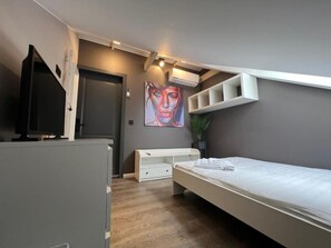 Basic Double Room Single Use | Free WiFi - Comfort Hostel Klaipeda (Klaipeda)