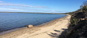 Beautiful Modern Home & Guest House with 8 Bedrooms Total