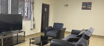 Beautiful and spacious three bedroom apartment, 10 minutes walk to the beach