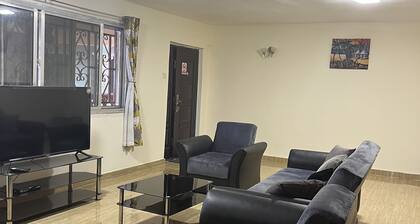 Beautiful and spacious three bedroom apartment, 10 minutes walk to the beach