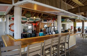 Bar (en la propiedad)