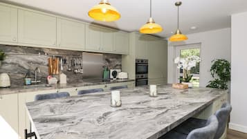 Casa de campo | Cozinha privada | Geladeira, lava-louças, chaleira elétrica, torradeira
