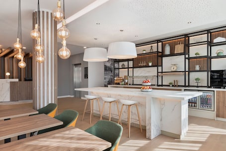 Free daily continental breakfast. Residence Inn By Marriott Vienna City East