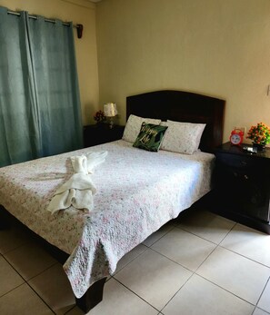 Free WiFi, bed sheets - Hotel Nicaraús Ometepe (Moyagalpa)