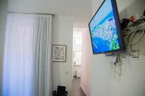 Interior - Gulf Palace / Mergellina  (Napoli)