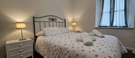 4 chambres, Wi-Fi gratuit, draps fournis