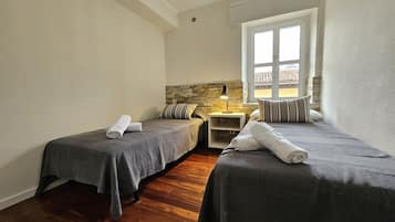 4 bedrooms, free WiFi, bed sheets