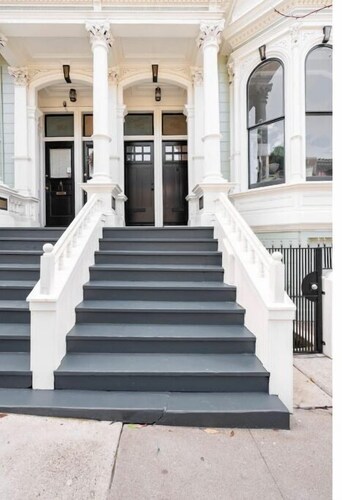 Victorian in Japantown