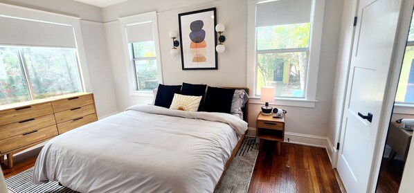 3 chambres, fer et planche à repasser, Wi-Fi gratuit, draps fournis