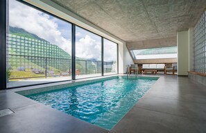 Indoor pool - Step inn (Kazbegi)