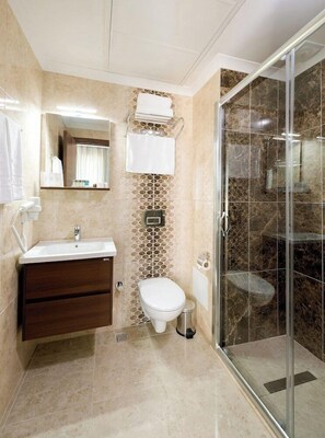 Bathroom - Four Sides Sisli (Istanbul)