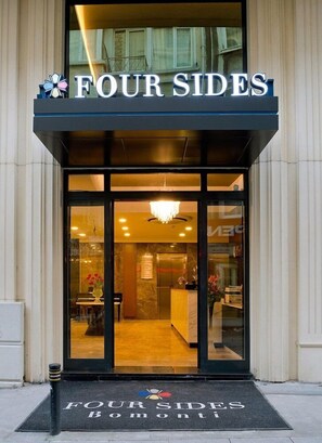 Exterior detail - Four Sides Sisli (Istanbul)