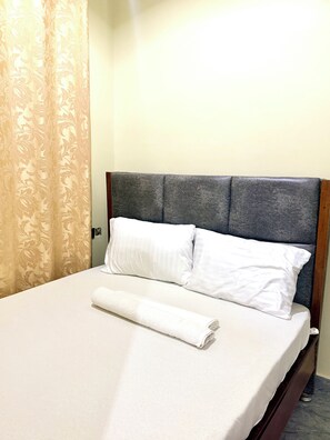 2 slaapkamers, een strijkplank/strijkijzer, wifi, beddengoed