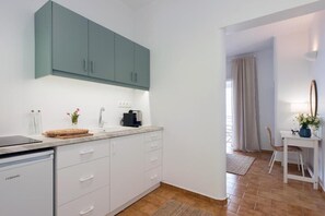 Private kitchen - Reana apartments 9 (Mparmpati)